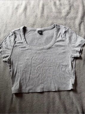 SHEIN Light Gray Ribbed Scoop Neck Crop Top